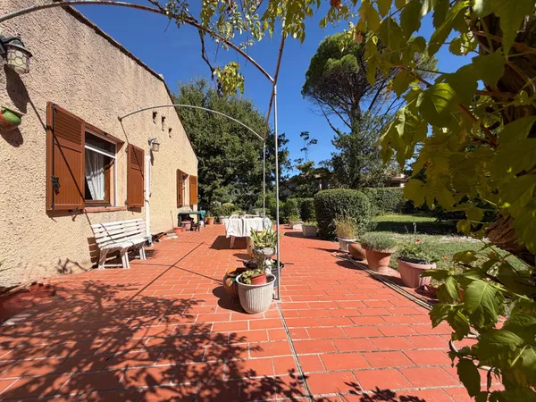 Maison 7 pièces 163 m2 sur parcelle de 994 m2