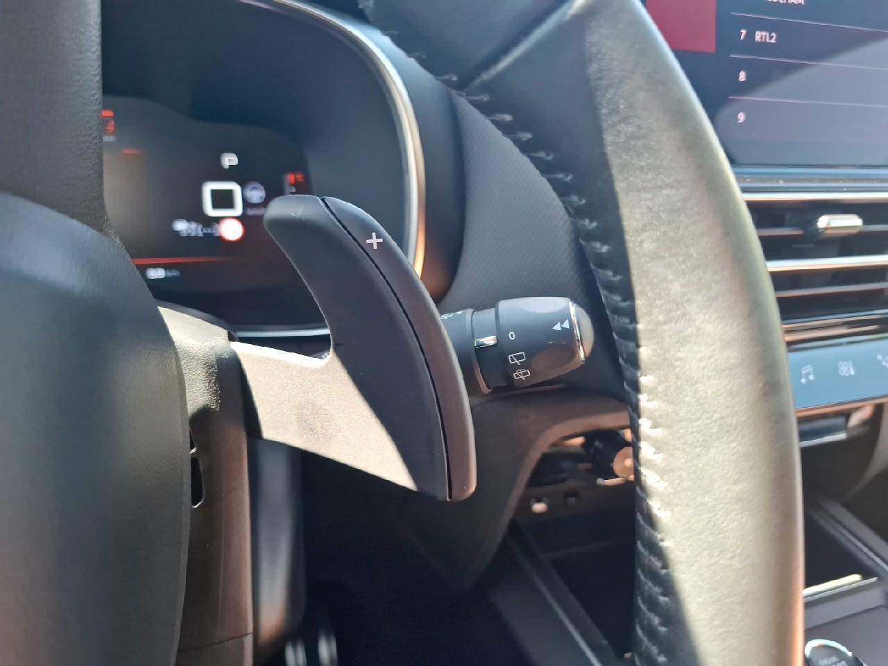 Citroën C5 Aircross bluehdi 130ch s&s shine pack eat8 — photo 17
