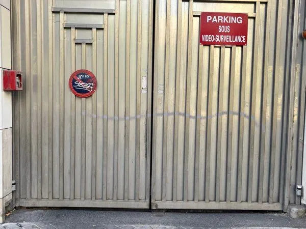 Place de parking sécurisée en sous-sol - Paris 19e