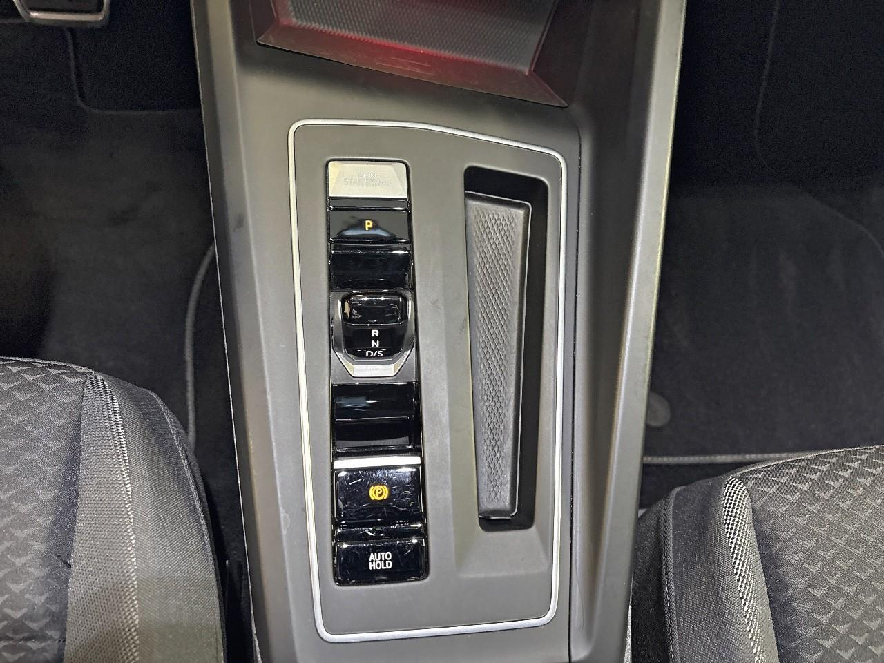 Jeep Compass 1.4 i multiair ii 140 ch bvm6 limited — photo 24
