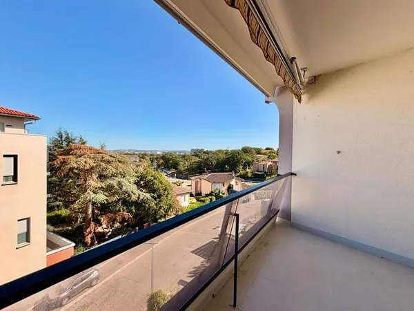 Appartement 2 pièces 65 m²