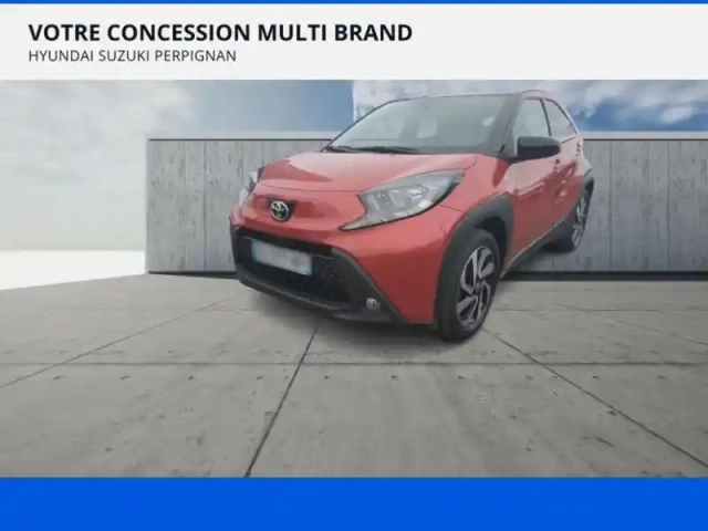Toyota Aygo X 1.0 vvt-i 72ch design my24 — photo 3