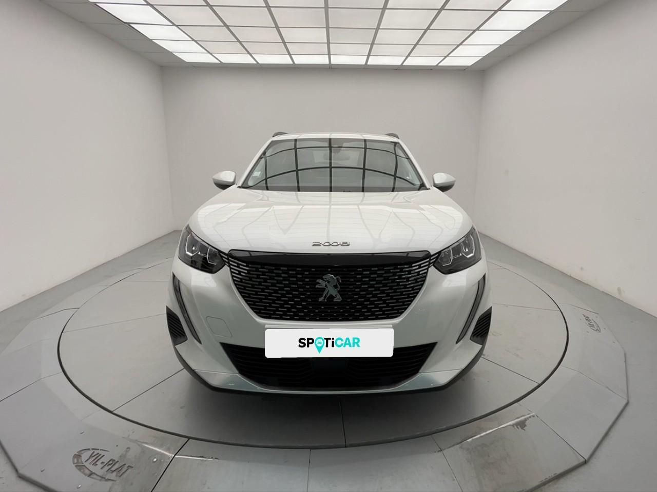 Peugeot 2008 puretech 130 s&s bvm6 allure — photo 8