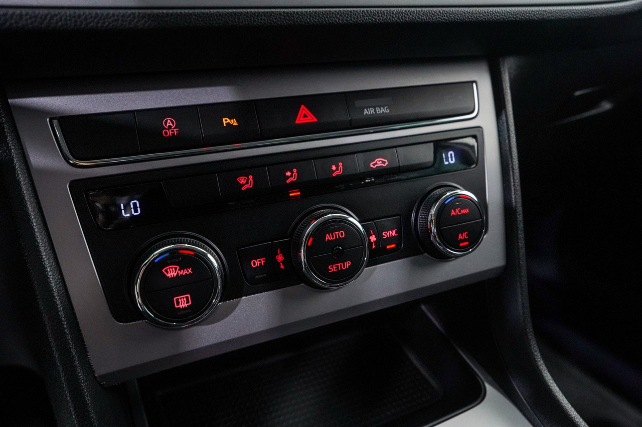 Seat Leon ST — photo 25