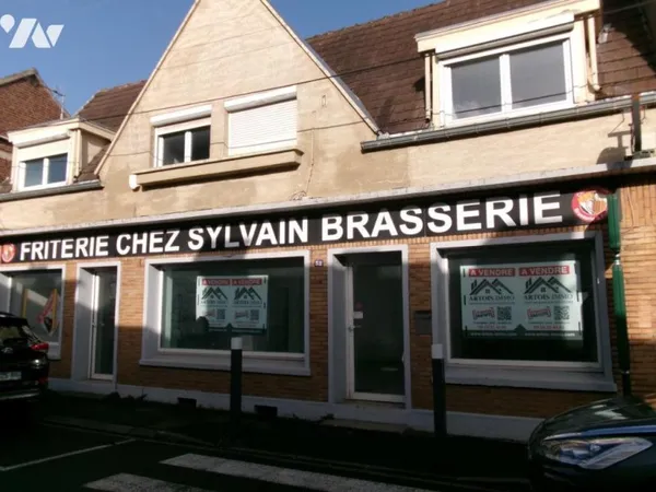 Local d'activités 3 pièces 151 m²