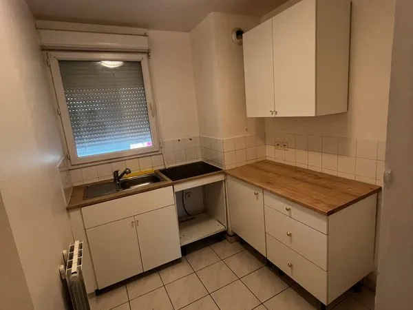 Appartement T2 lumineux 47 m² avec parking - Centre-ville & Bords de Seine