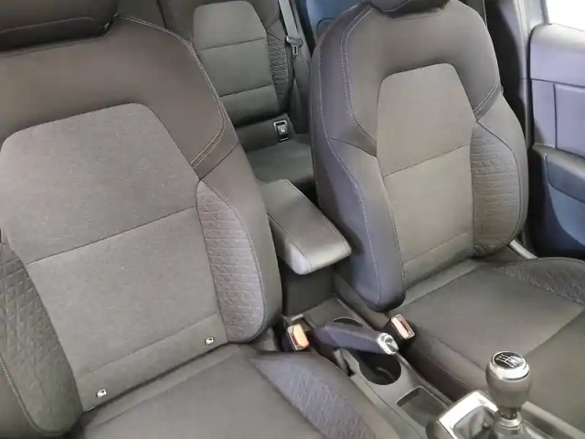 Renault Clio blue dci 85 — photo 29