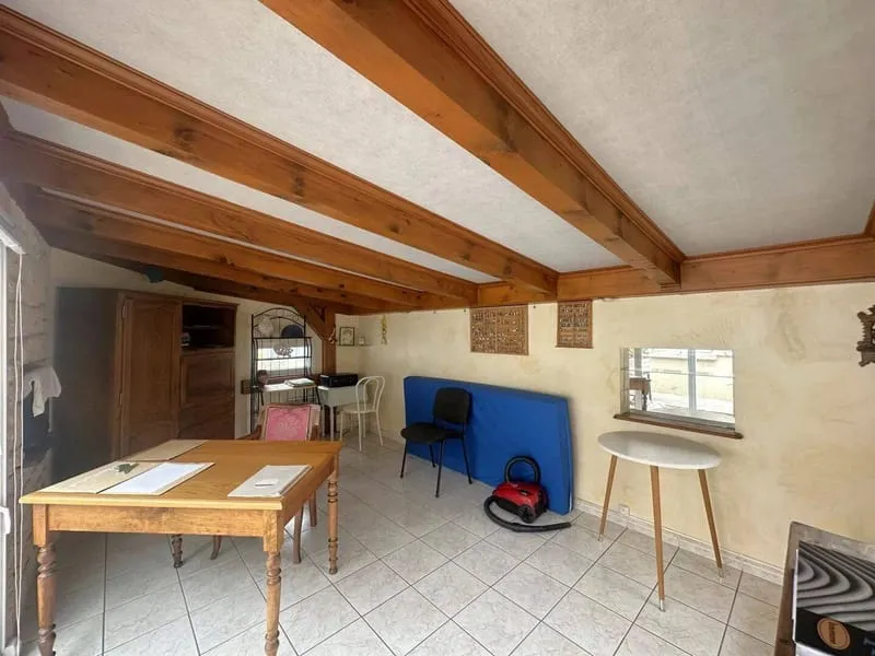 Photo 16