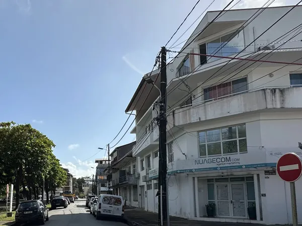ENSEMBLE IMMOBILIER EN PLEIN CENTRE-VILLE DE CAYENNE