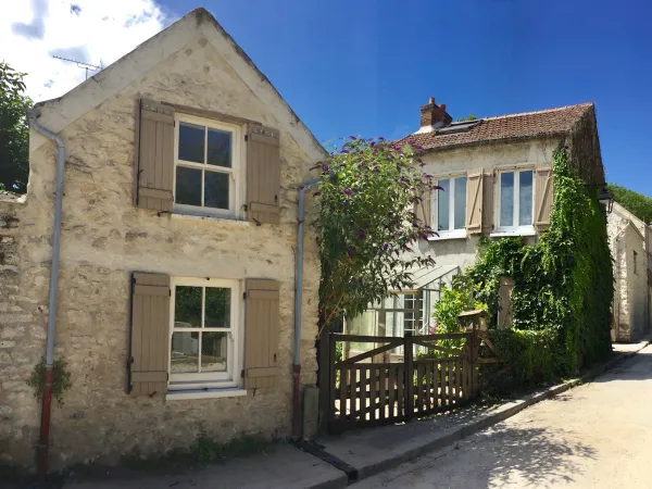 Vends maison 80m² Davron 78810