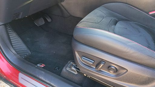 Toyota C-HR 2.0 VVT-i 225 Hybrid CVT - GR Sport – 2025 – 12475 km – Hybride rechargeable – Boîte Automatique — photo 1