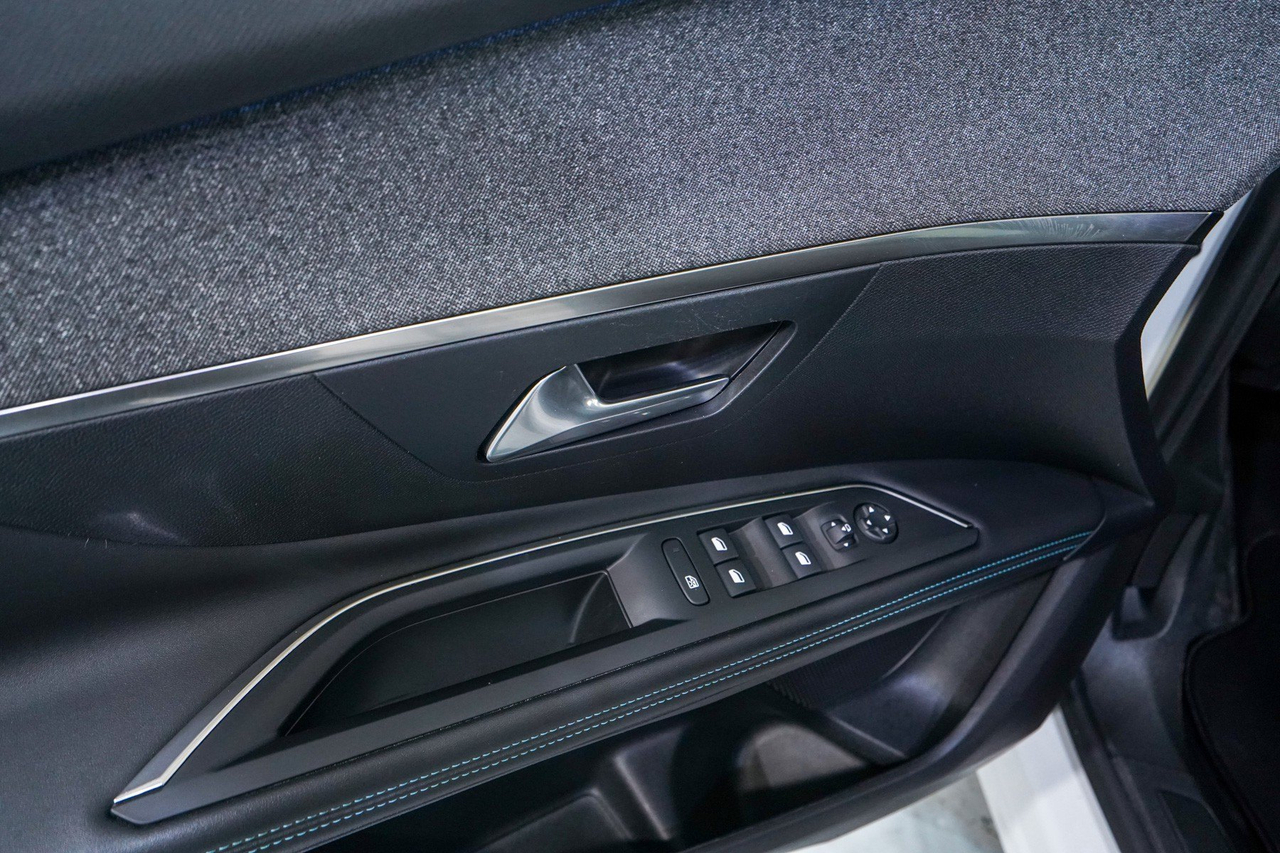 Peugeot 3008 — photo 16