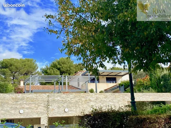 Villa 7 pièces 184 m²