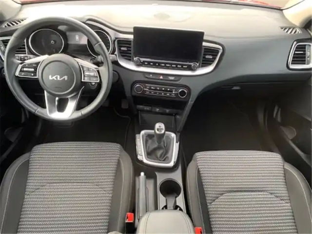 Kia Ceed 1.5 t-gdi 140 ch bvm6 — photo 33