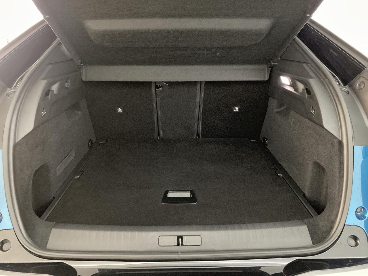 Peugeot 3008 electrique 210 ch 73 kwh gt — photo 6