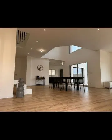 Maison récente moderne 200m2 4 chambres