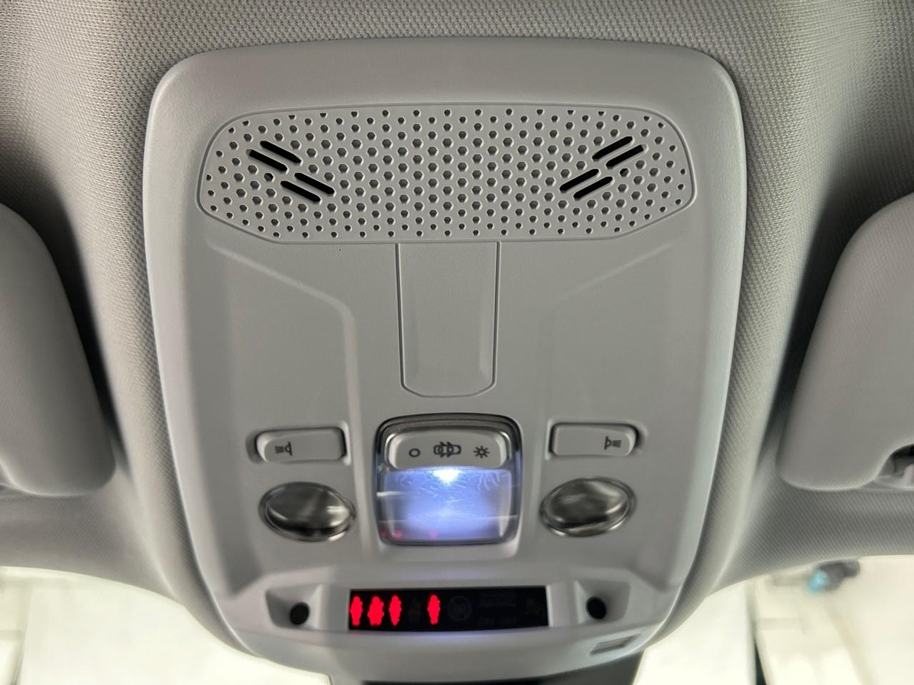 Peugeot 2008 puretech 130 s&s eat8 allure — photo 30
