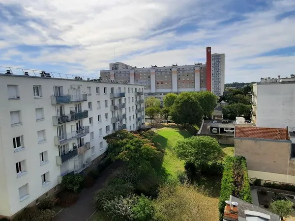 TOURS - PROCHE VERDUN - APPARTEMENT T4 DE 68 m²