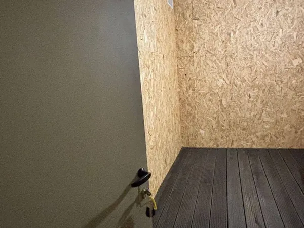 Parking 8 m²