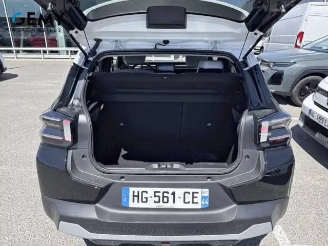 Citroën C3 hybride 110 ch automatique — photo 6