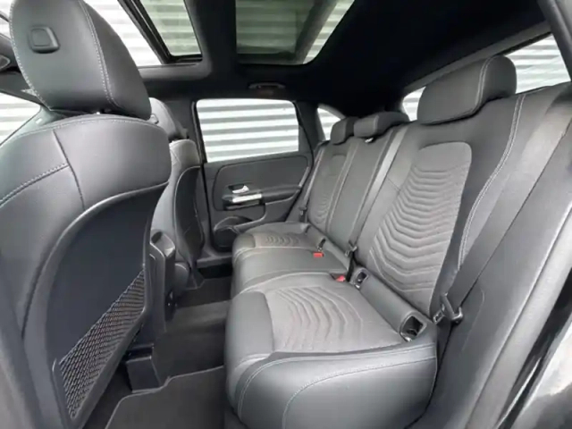 Mercedes Classe B 180 d progressive line — photo 21