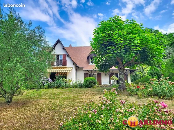 Propriété 5 pièces 186 m²