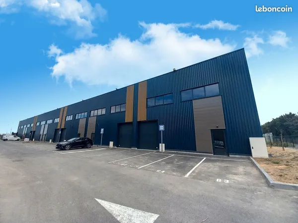 LOCAL D'ACTIVITE 282 m² MONDEVILLE