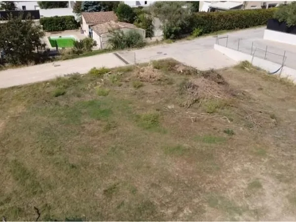 Terrain 530 m²