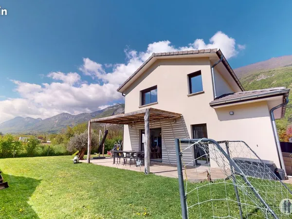 Maison 5 pièces 105 m²