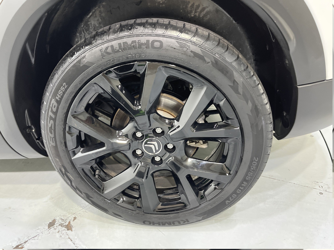 Citroën C5 Aircross — photo 38