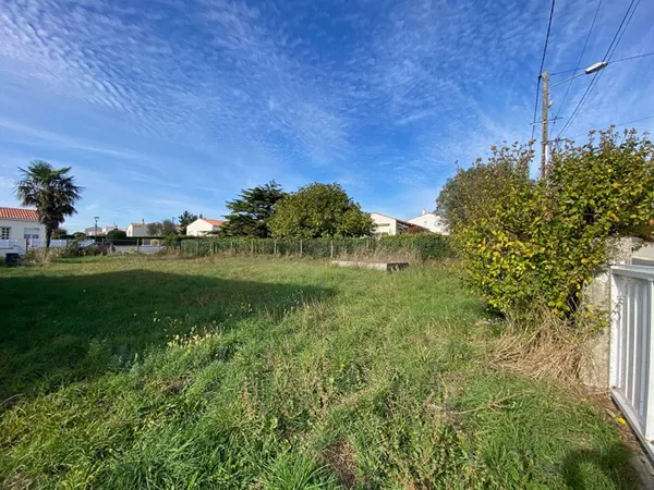 Terrain Longeville Sur Mer - Centre Bourg Tous Commerces