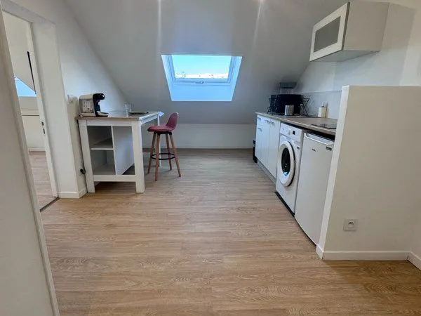 Appartement meublé rénové - reims port colbert - proche neoma et esad - parfait pour étudiant