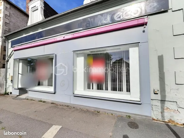 Local bureaux 74 m²