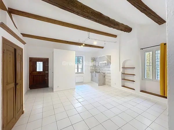 EXCLUSIVITÉ APPARTEMENT RÉNOVÉ CENTRE DE COURTHÉZON IDÉAL 1ER ACHAT OU INVESTISSEMENT