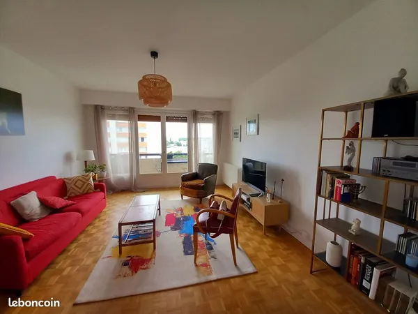 Vente appartement F3 63 m2 Montreuil Mairie