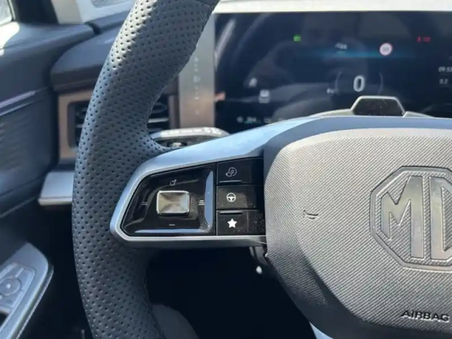 Mg S9 1.5l phev 220kw premium — photo 15