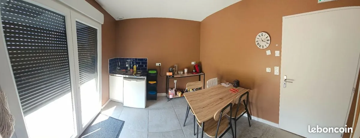 Photo 1