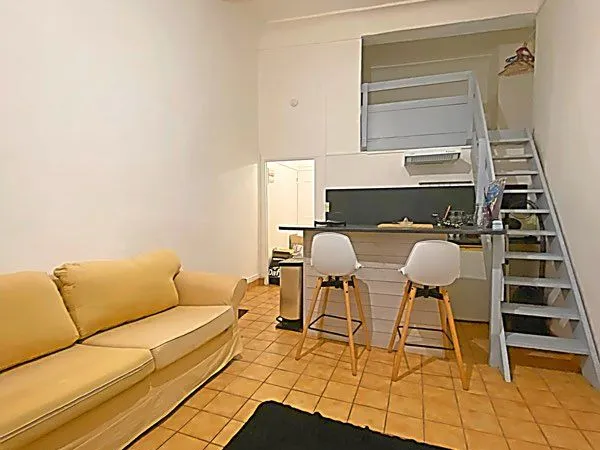 Grand studio mezzanine Draguignan