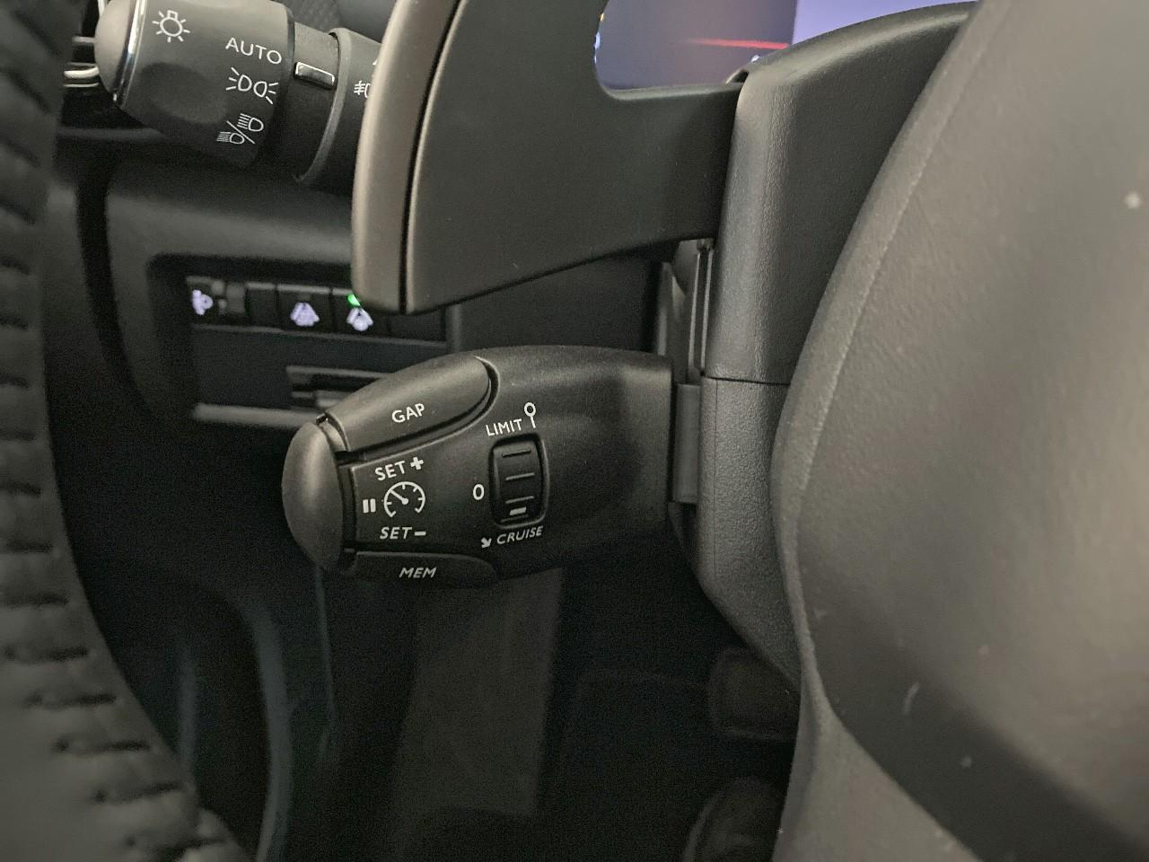 Citroën C5 Aircross hybride 145 e-dcs6 max — photo 18