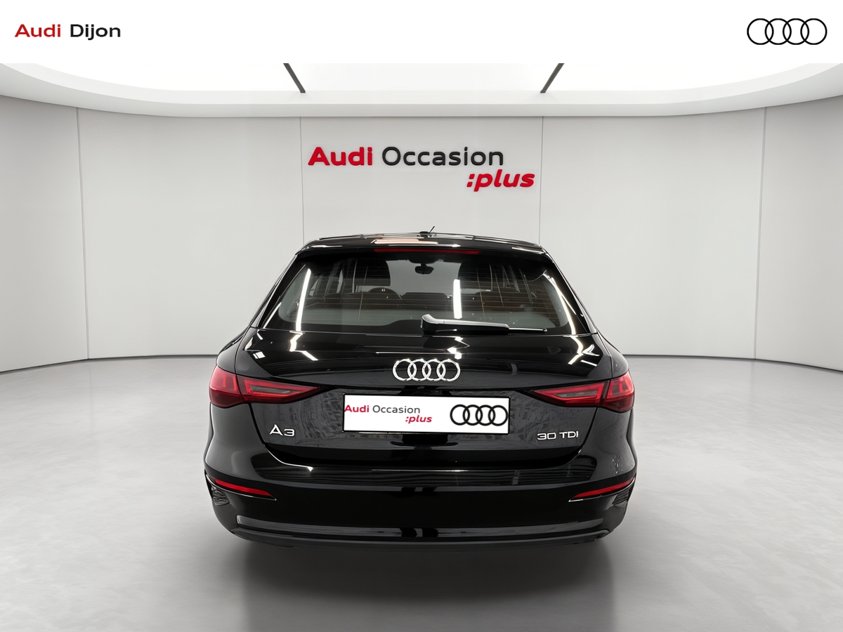 Audi A3 Sportback 30 TDI 116 S tronic 7 — photo 4