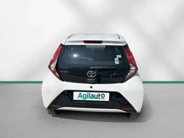 Toyota Aygo 1.0 vvt-i — photo 16