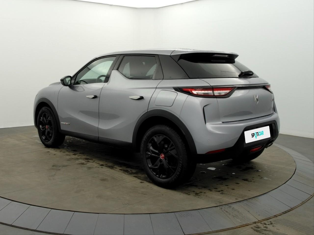 Ds Ds 3 crossback puretech 130 eat8 performance line — photo 3