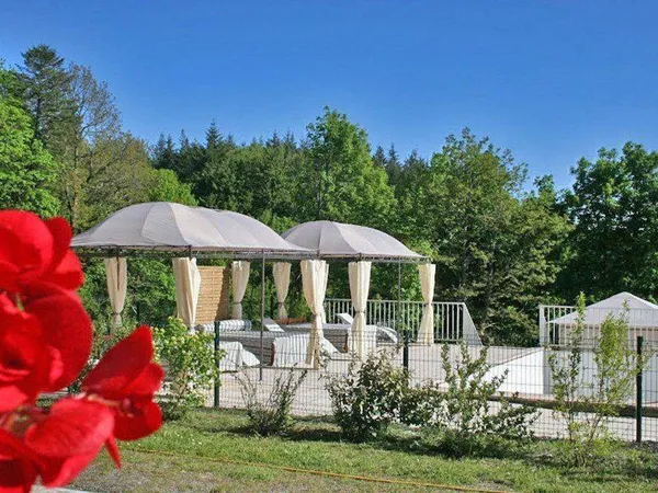 Maison 16 pièces 870 m²