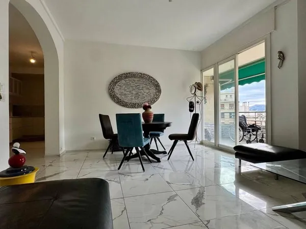 Appartement 4 pièces 94 m²