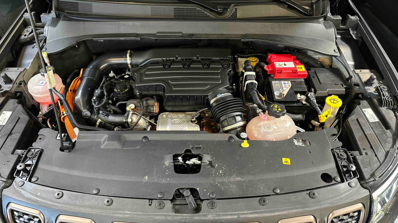 Jeep Compass 1.3 PHEV T4 240 ch 4xe eAWD — photo 17