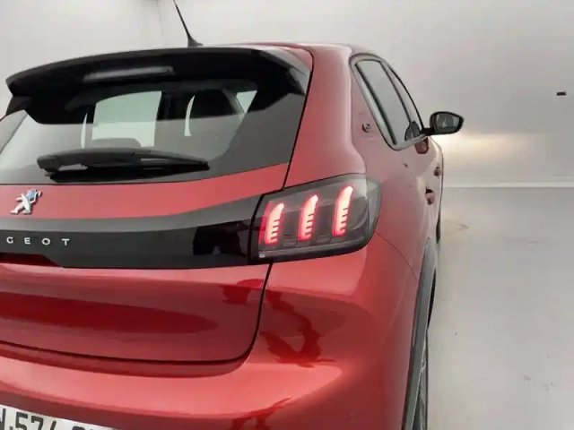 Peugeot 208 electrique 50 kwh 136ch — photo 31