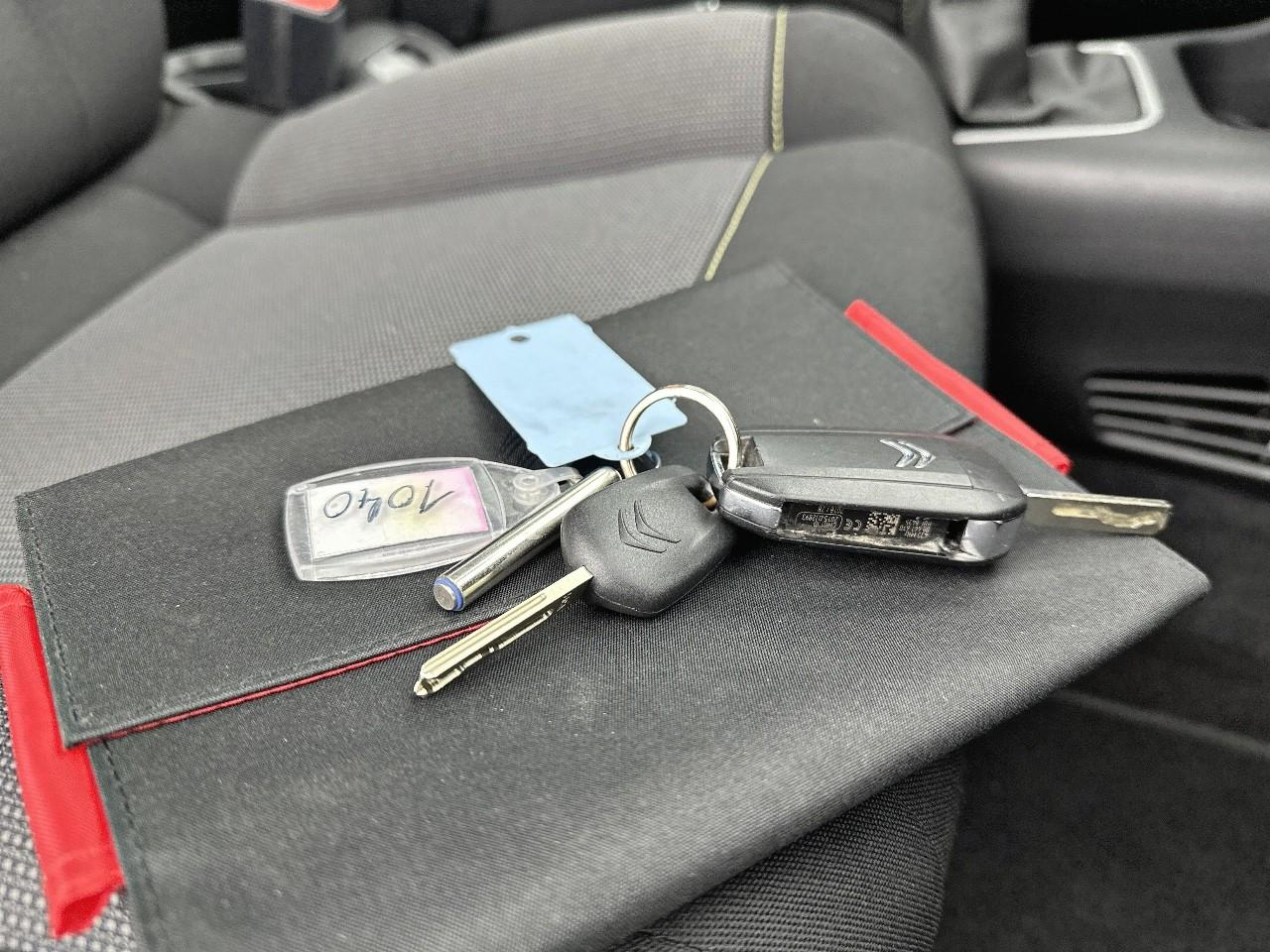 Citroën C3 puretech 110 s&s shine — photo 29