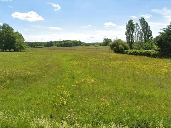 Terrain 2 824 m² Montpon Menesterol