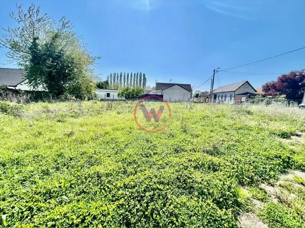 BUCQUOY - TERRAIN A BATIR - 635M2