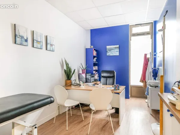 🏢 postes de travail à louer - espace paramédical à annemasse